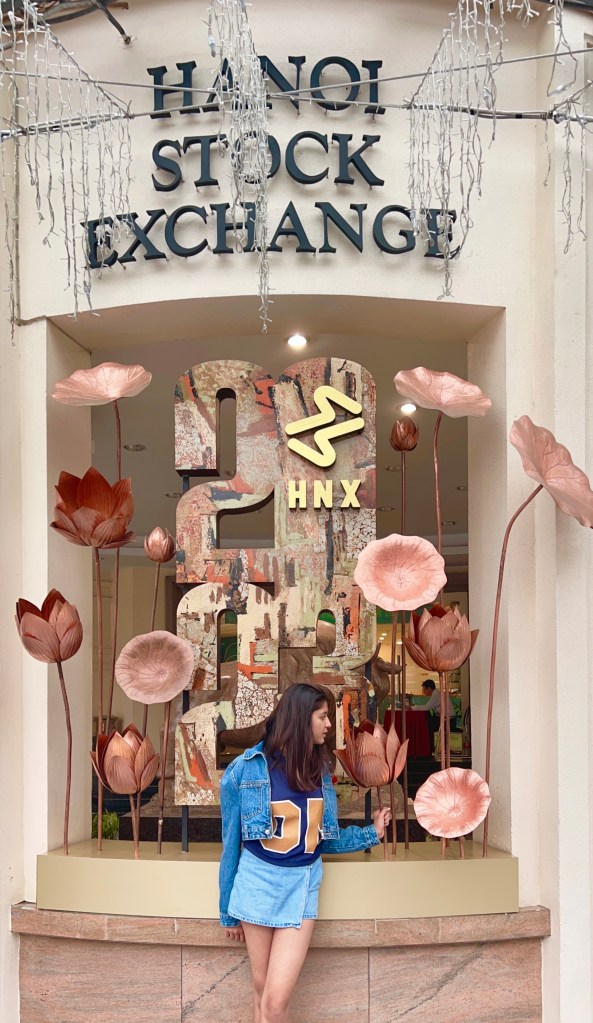 The HNX is one of the two main stock exchanges in Vietnam, alongside the Ho Chi Minh Stock Exchange (HOSE) in Ho Chi Minh City.